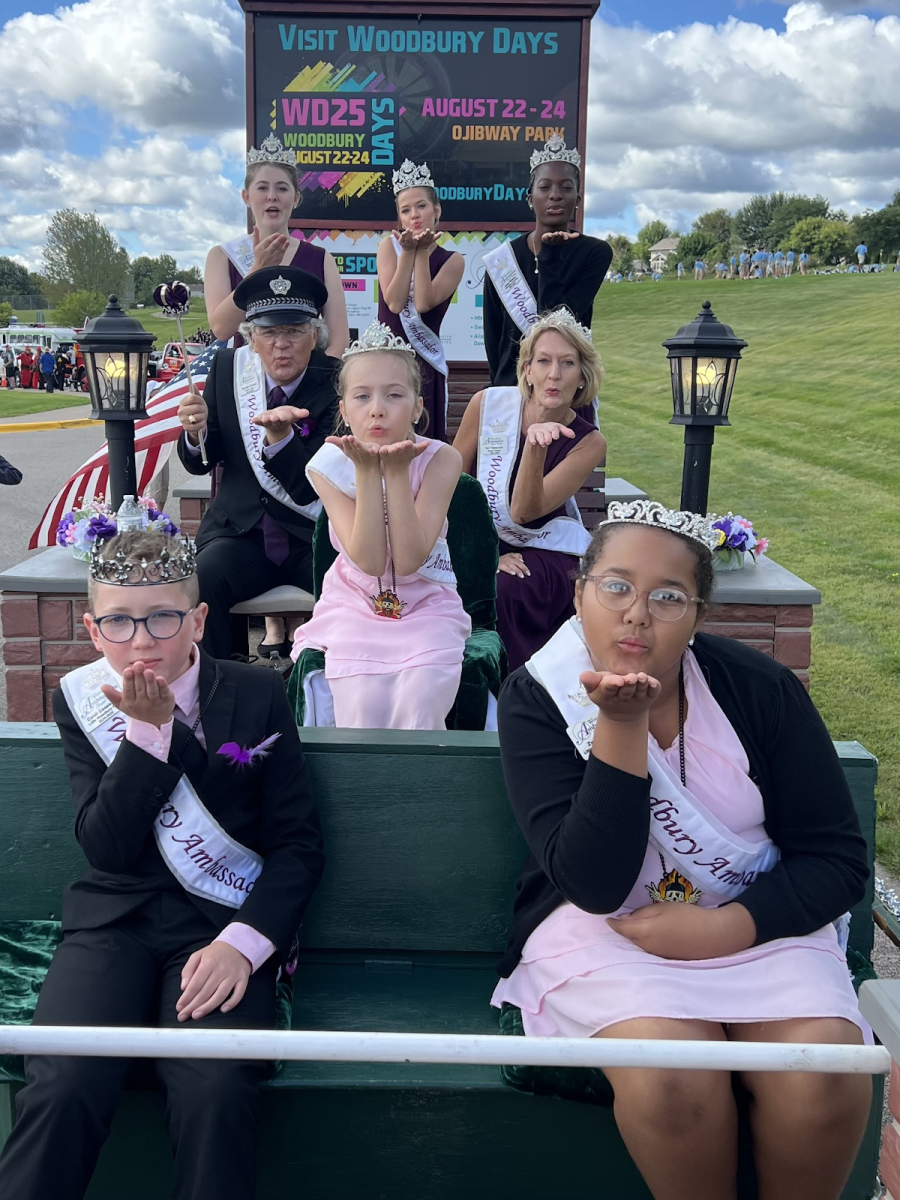 Last year’s Woodbury Ambassadors team bids a fond farewell to its one-year reign as  the group’s final 2024-25 parade concluded at last weekend’s Woodbury Days at Ojibway Park. Photo submitted via Facebook by Woodbury Ambassadors Royal Family.