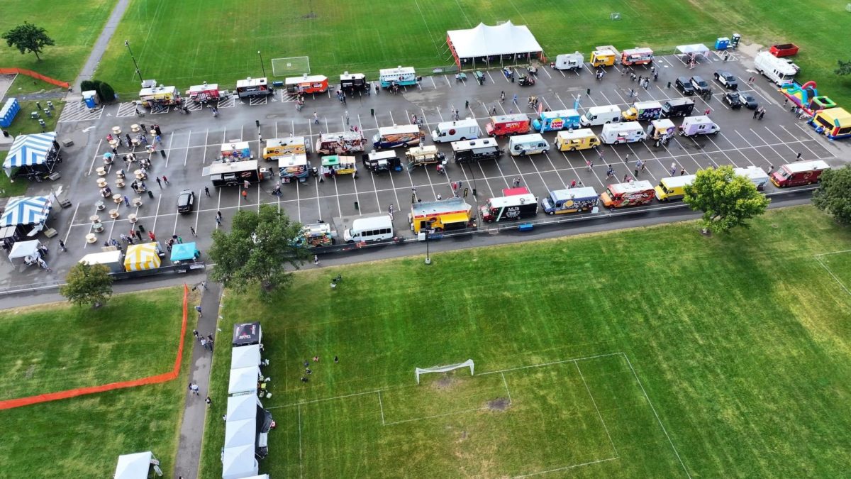 By: Discover Cottage Grove (https://discovercottagegrove.com/foodtruckfestival/)