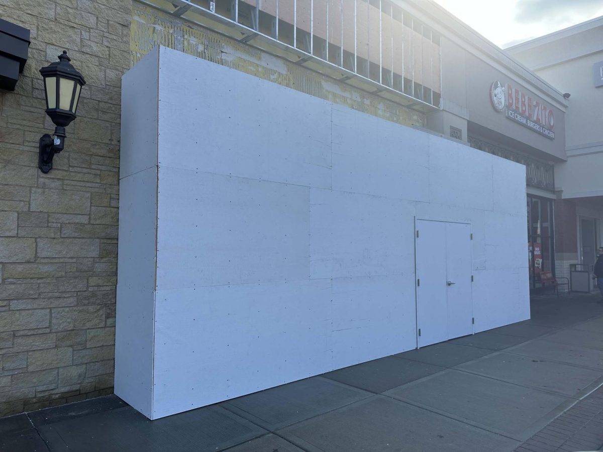 Soon-to-be Herman Miller storefront under construction at Woodbury Lakes on March 4.